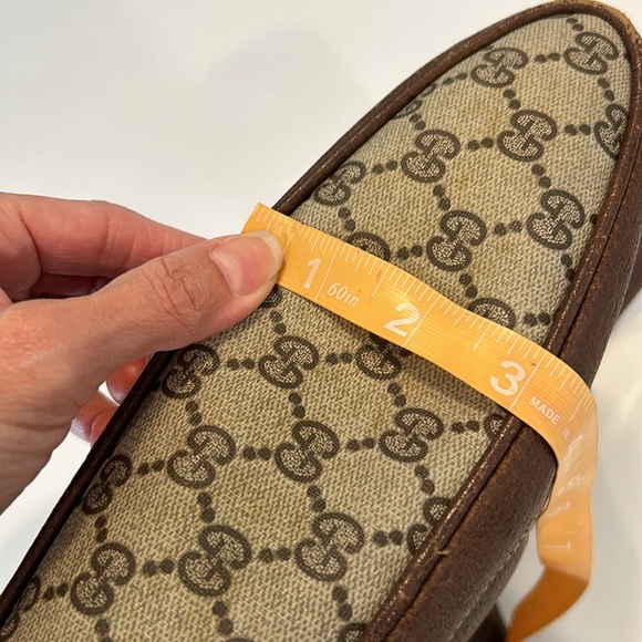 Authentic Gucci Sherry collection logo stripe shoulder bag with adjustable strap - Picture 15 of 16